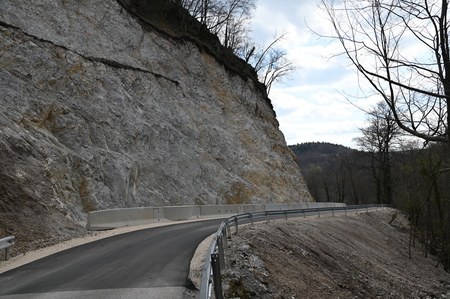 Zaključena sanacija skale Beli pesek