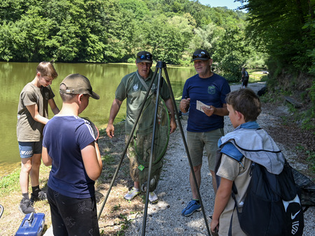 Ribiški tabor za mlade 