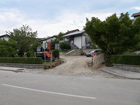 V izvajanju obnova Prešernove ulice na Senovem