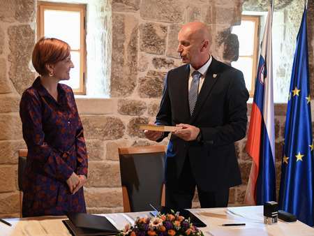 Podpisana pogodba o sofinanciranju projekta Grajske sanje