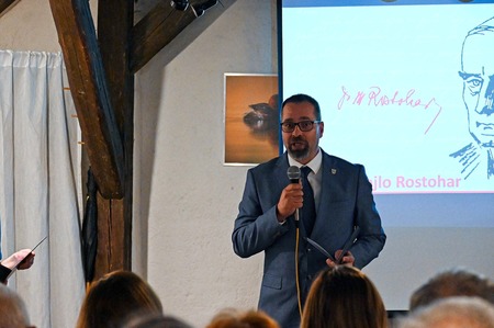 Dr. Mihajlo Rostohar in stoletje Oddelka za psihologijo Filozofske fakultete Masarykove univerze v Brnu 