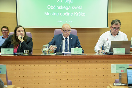 Direktorica občinske uprave Ajda Štrucl in župan Janez Kerin