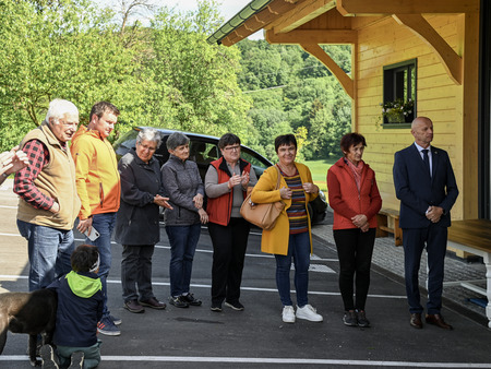 Prisotni vaščani Kostanjka.