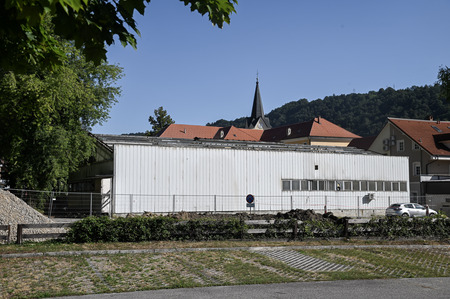 Rušitvena dela na območju bodoče OŠ dr. Mihajla Rostoharja