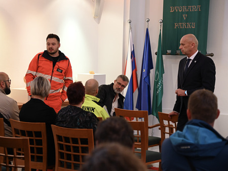 Sprejem prvih posredovalcev